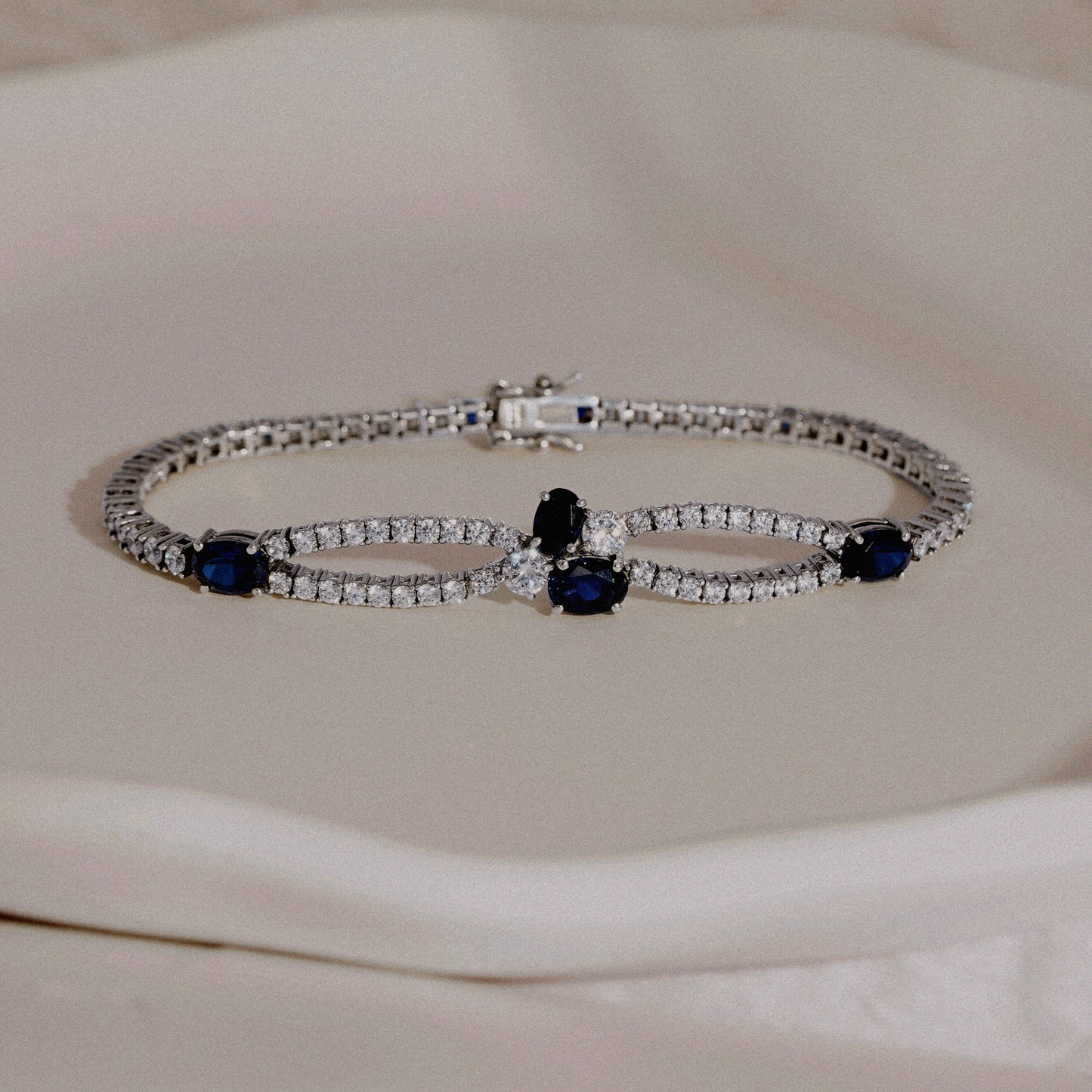 Diamonbliss Marilyn Monroe Sapphire Tennis Bracelet