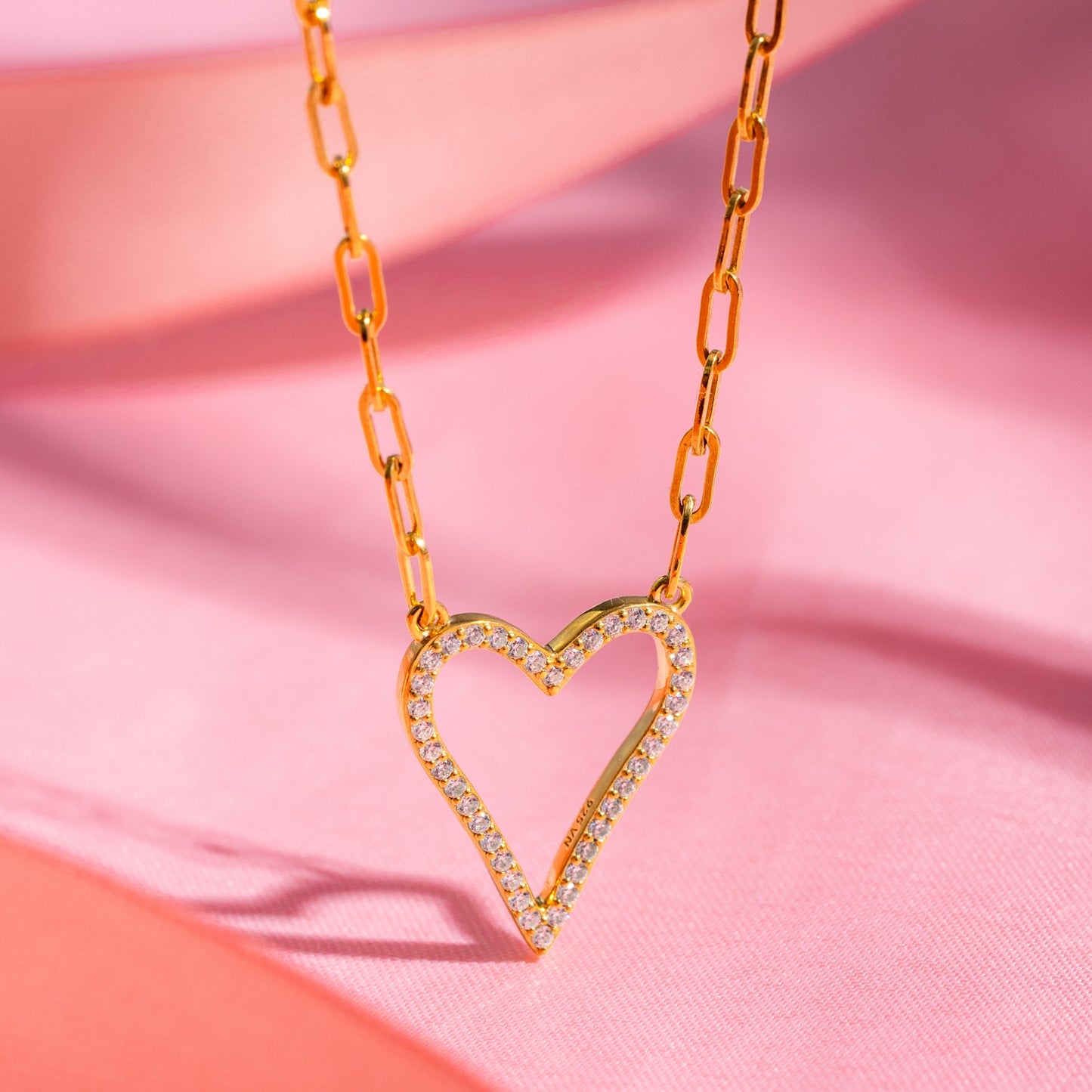 Marilyn Monroe Simple Heart Necklace