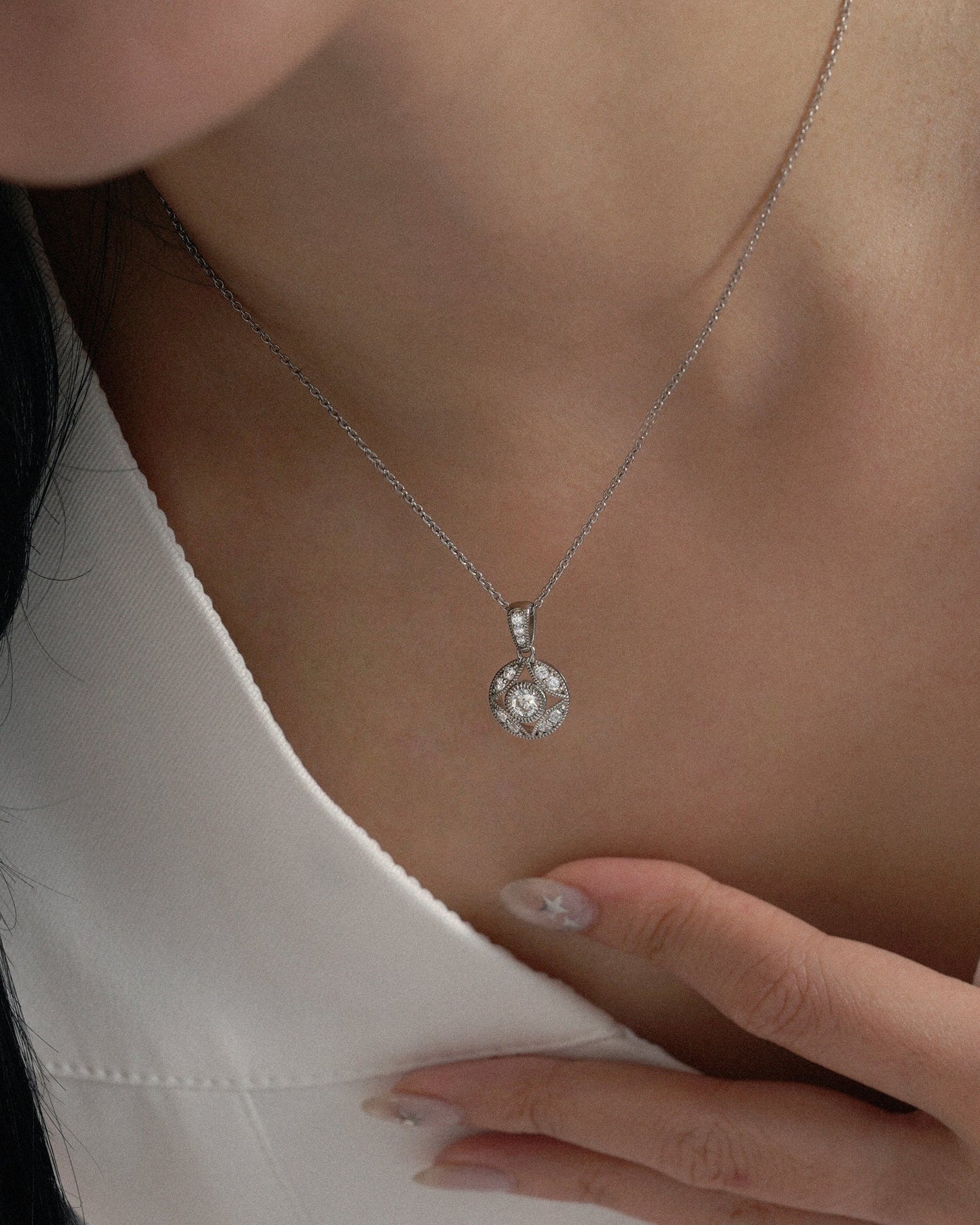 Marilyn Monroe Vintage Round Pendant Necklace
