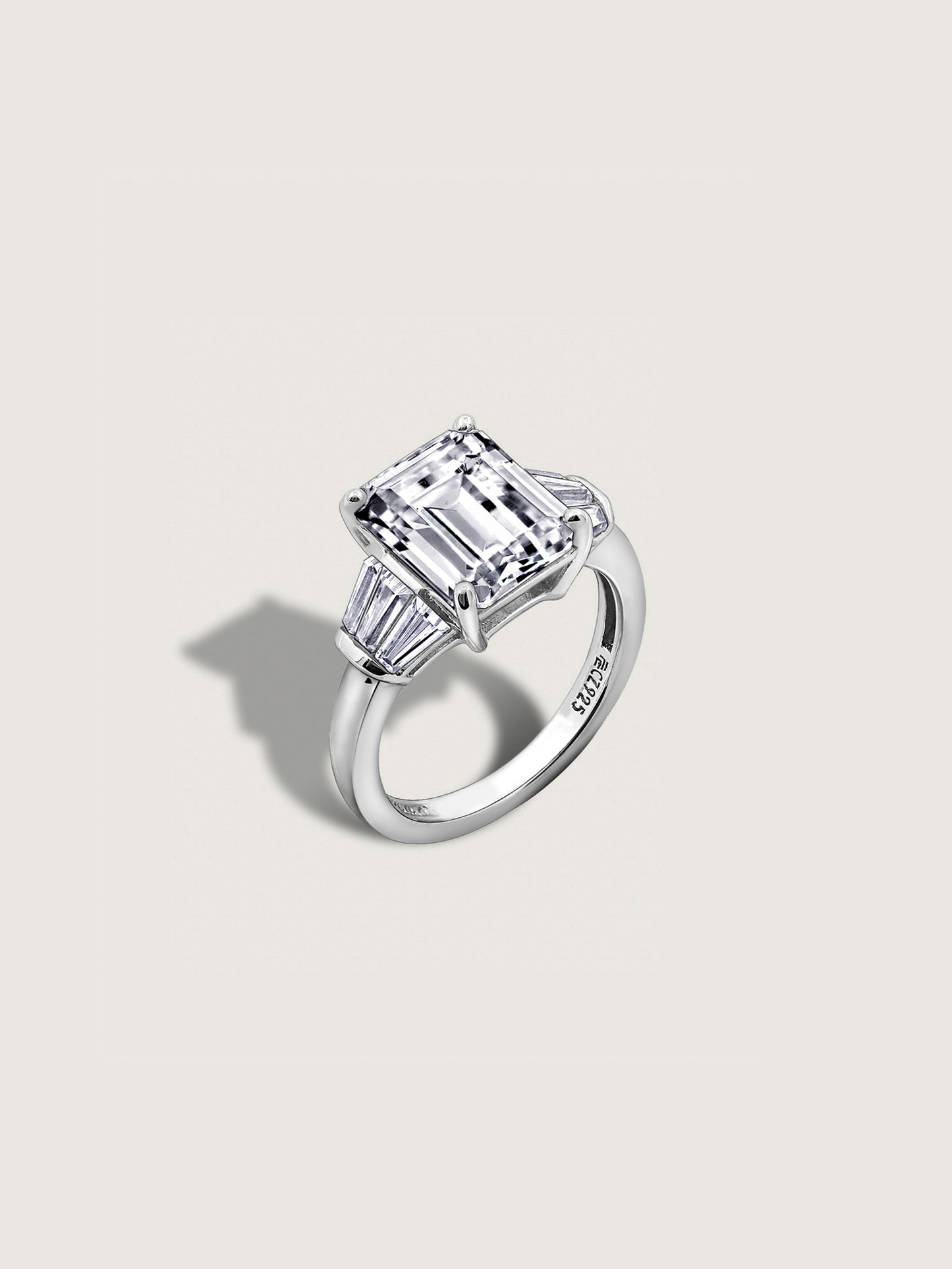 Glamour "Lisa" Emerald Cut Cocktail Ring