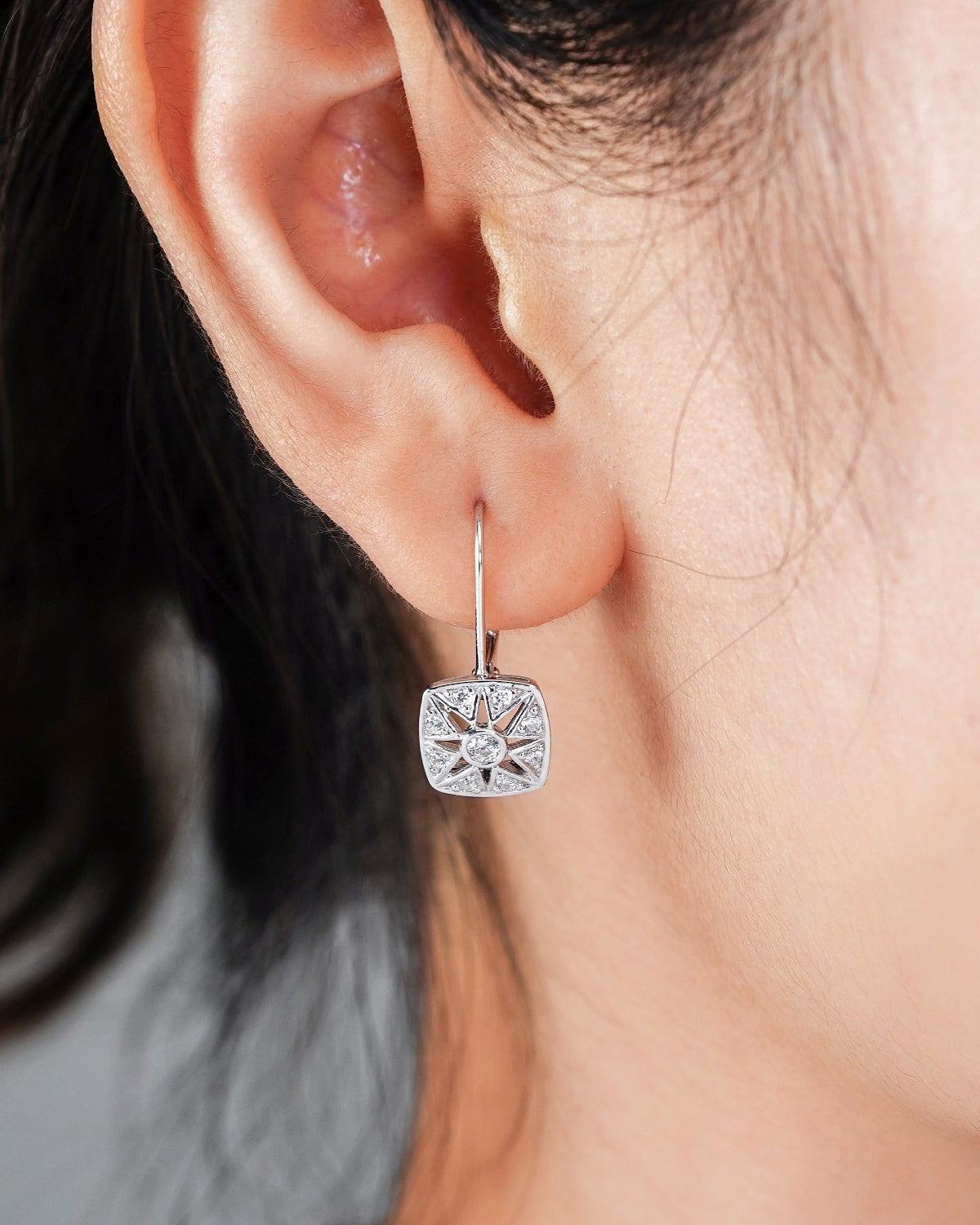 Marilyn Monroe Vintage Square Leverback Earrings