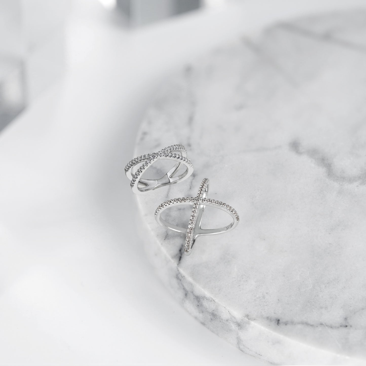 Thin Criss Cross X Ring