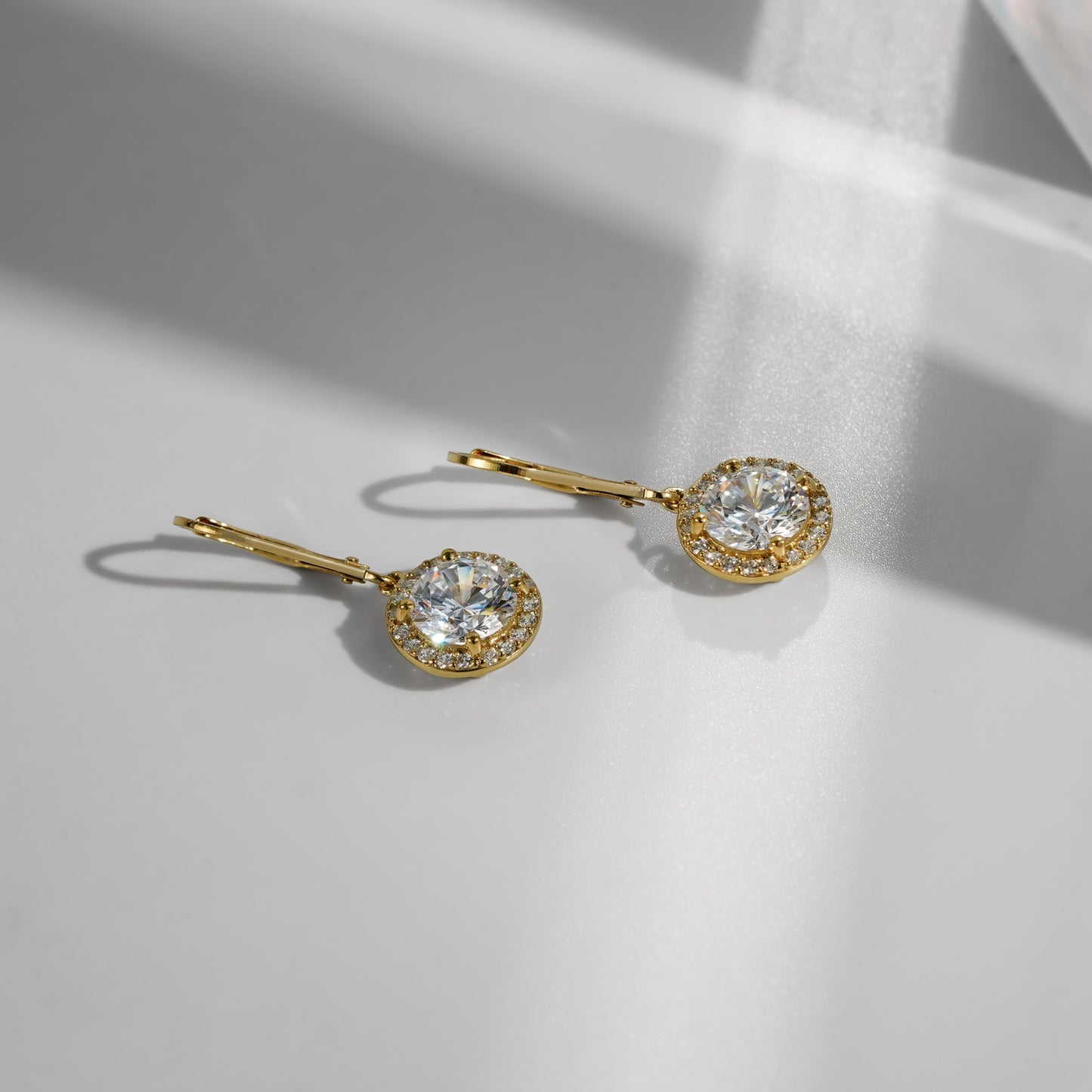 Marilyn Monroe Round Halo Leverback Earrings