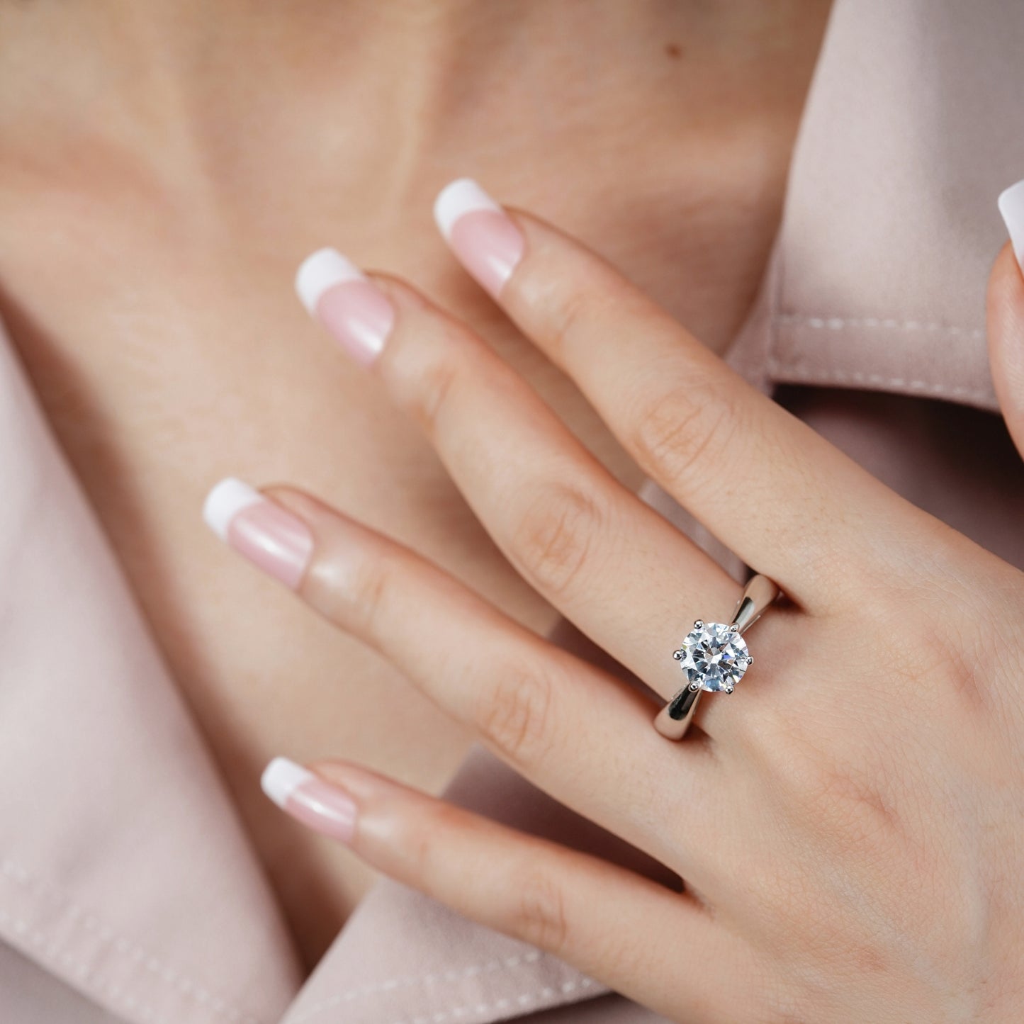 Round Cut Solitaire with Tapered Band Ring
