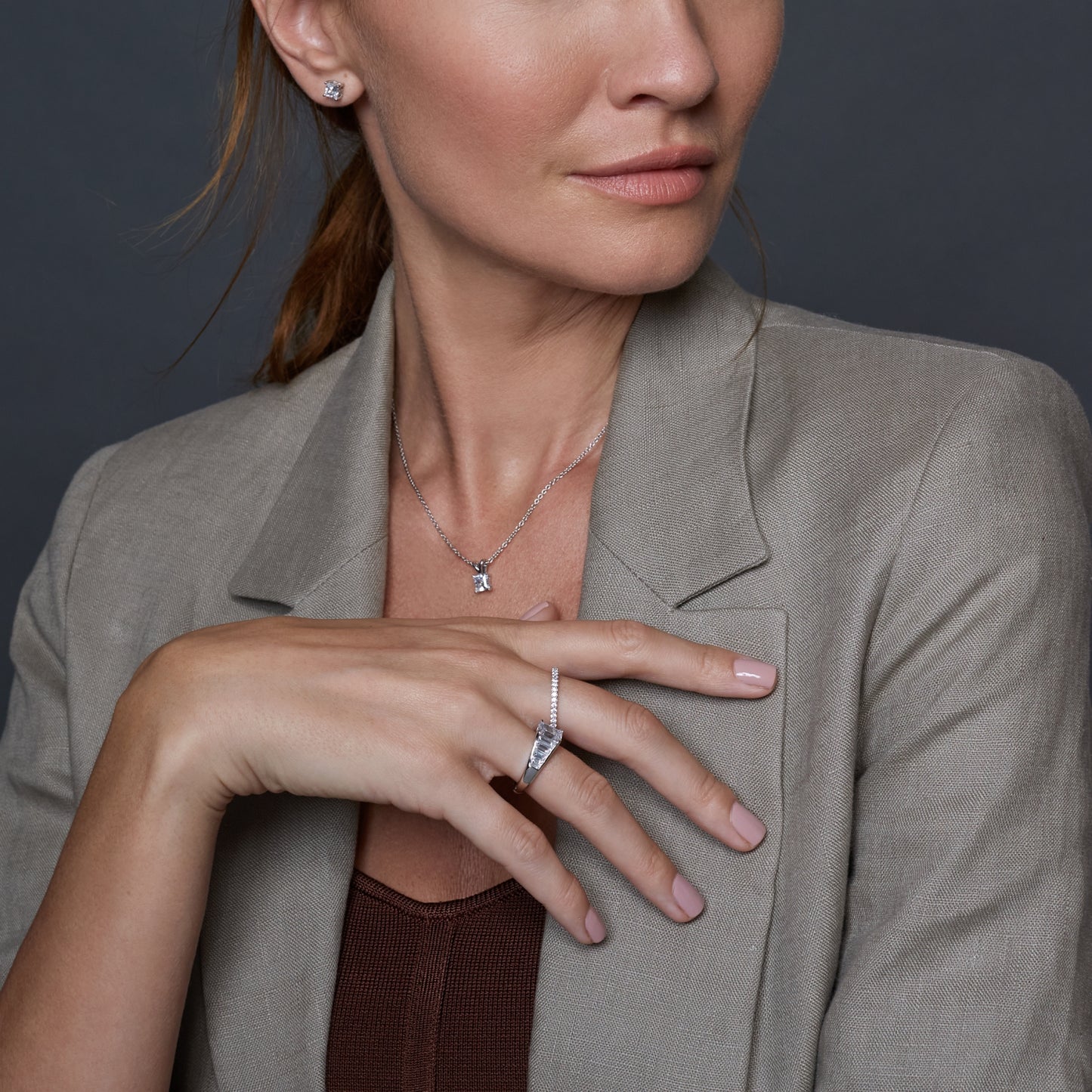 Round Solitaire Pendant Necklace