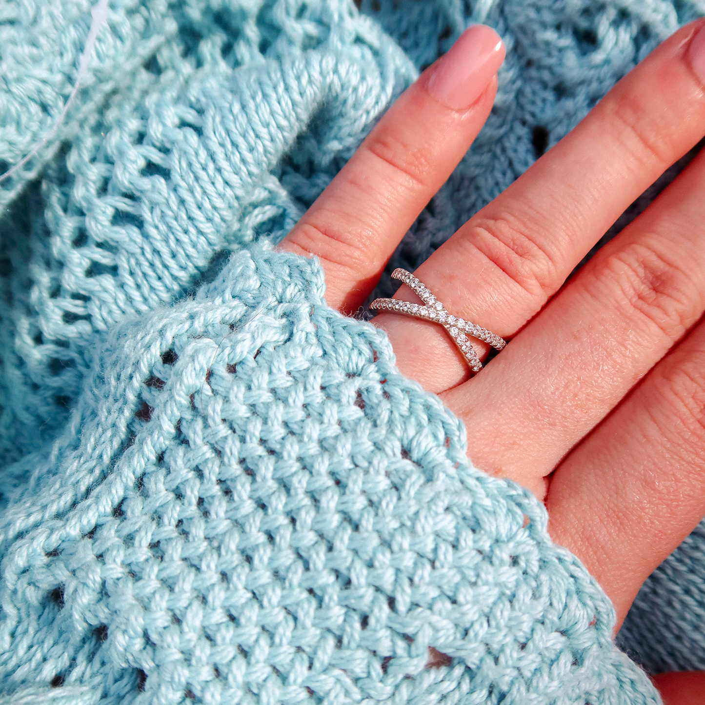 Thin Criss Cross X Ring