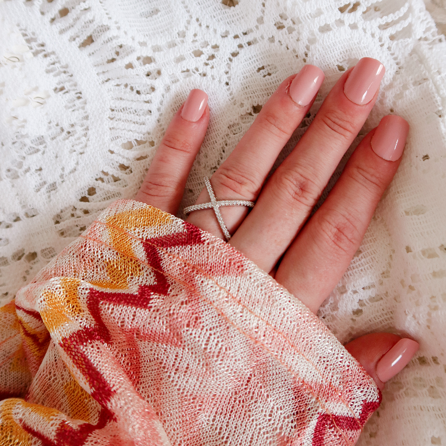 Wide Criss Cross X Ring
