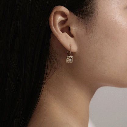 Marilyn Monroe Vintage Square Leverback Earrings