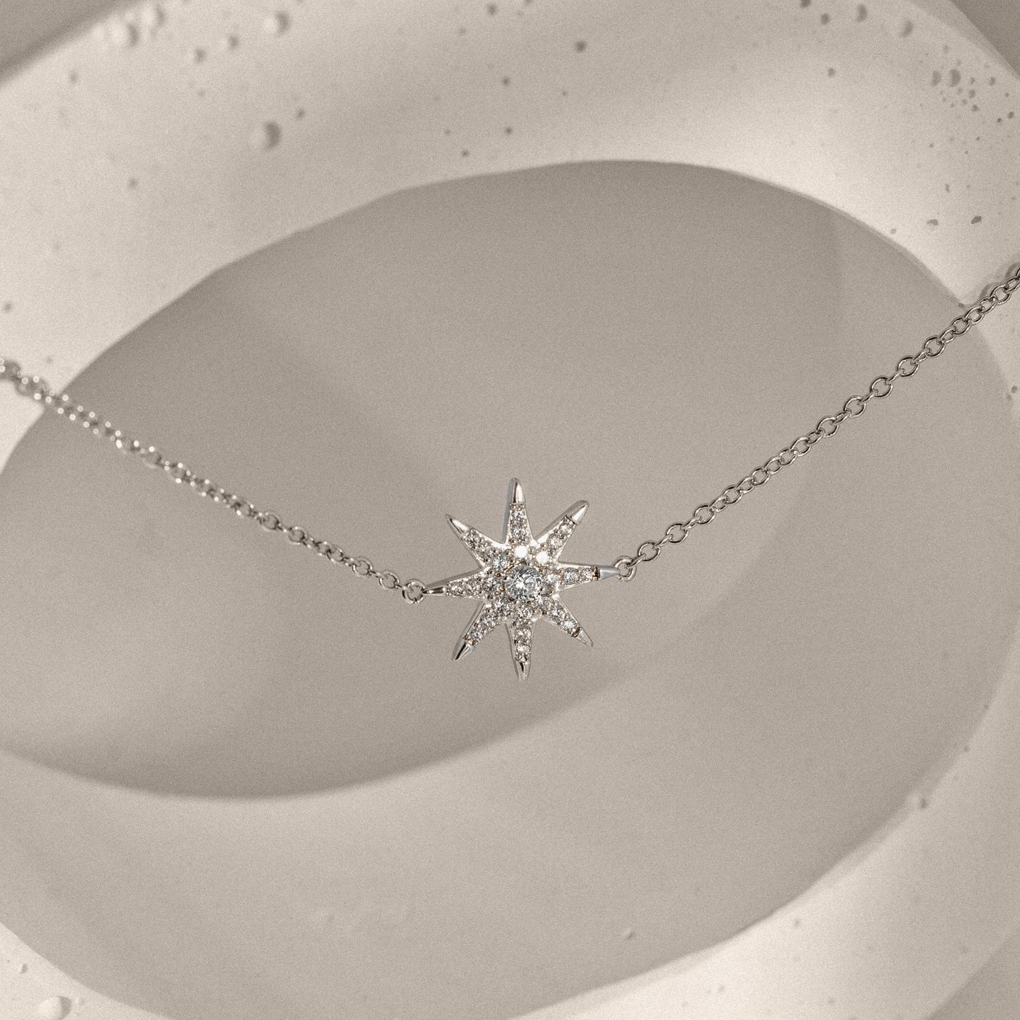 Marilyn Monroe Hollywood Star Bracelet