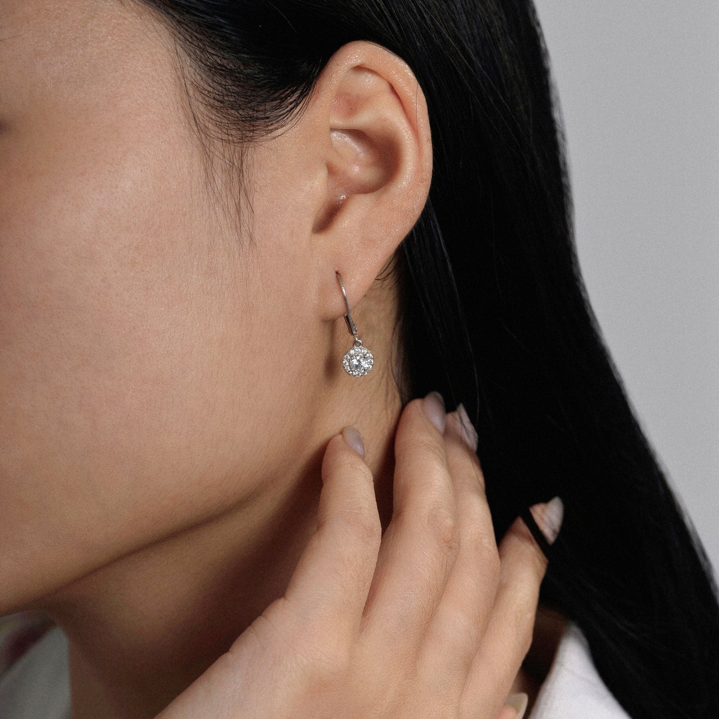 Marilyn Monroe Round Halo Leverback Earrings