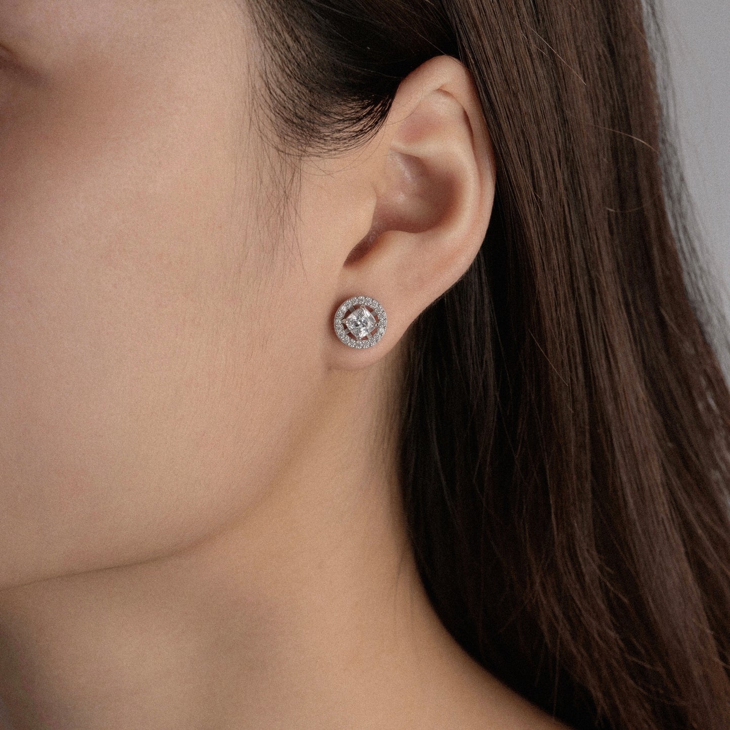 Marilyn Monroe Convertible Halo Stud Earrings