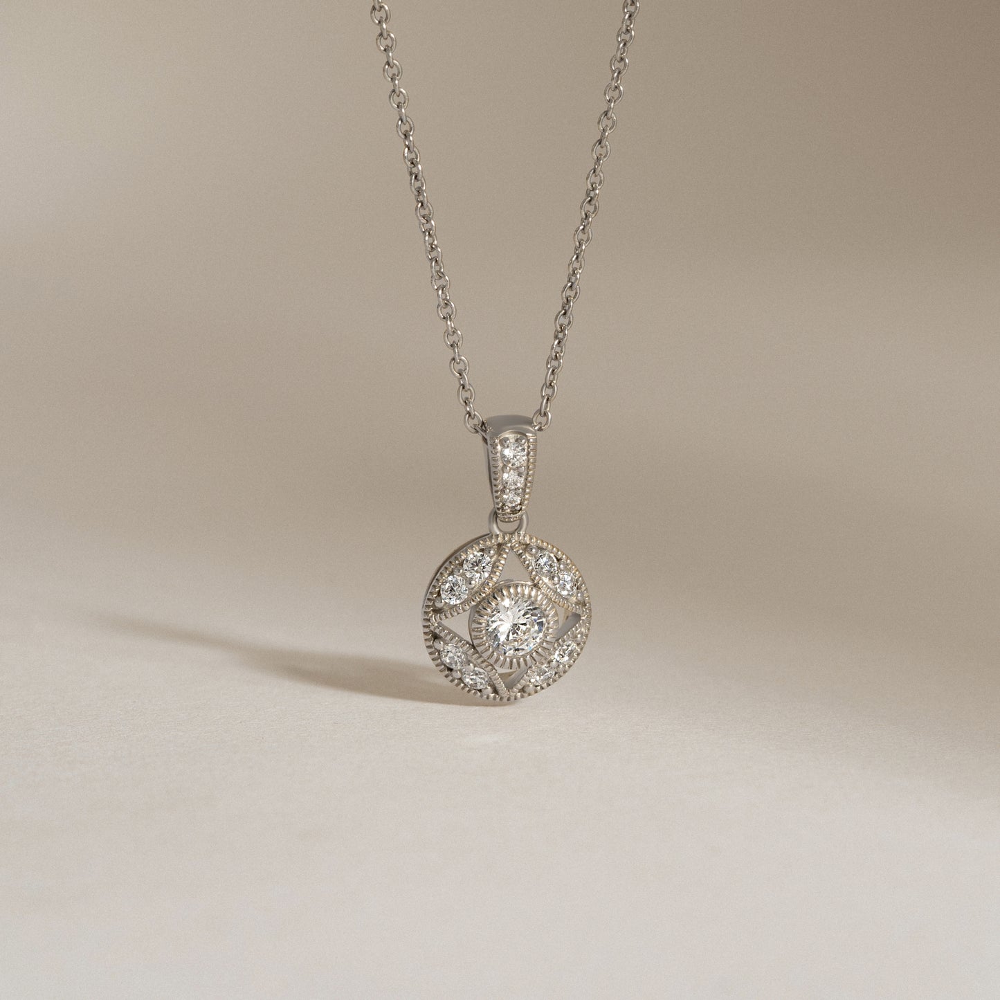 Marilyn Monroe Vintage Round Pendant Necklace