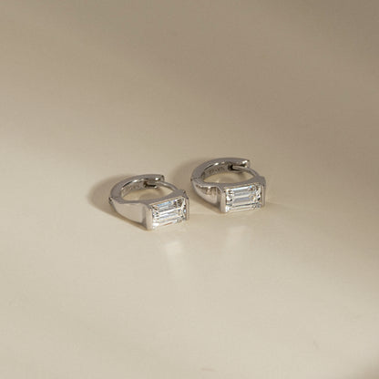 Marilyn Monroe Solo Baguette Huggie Hoops