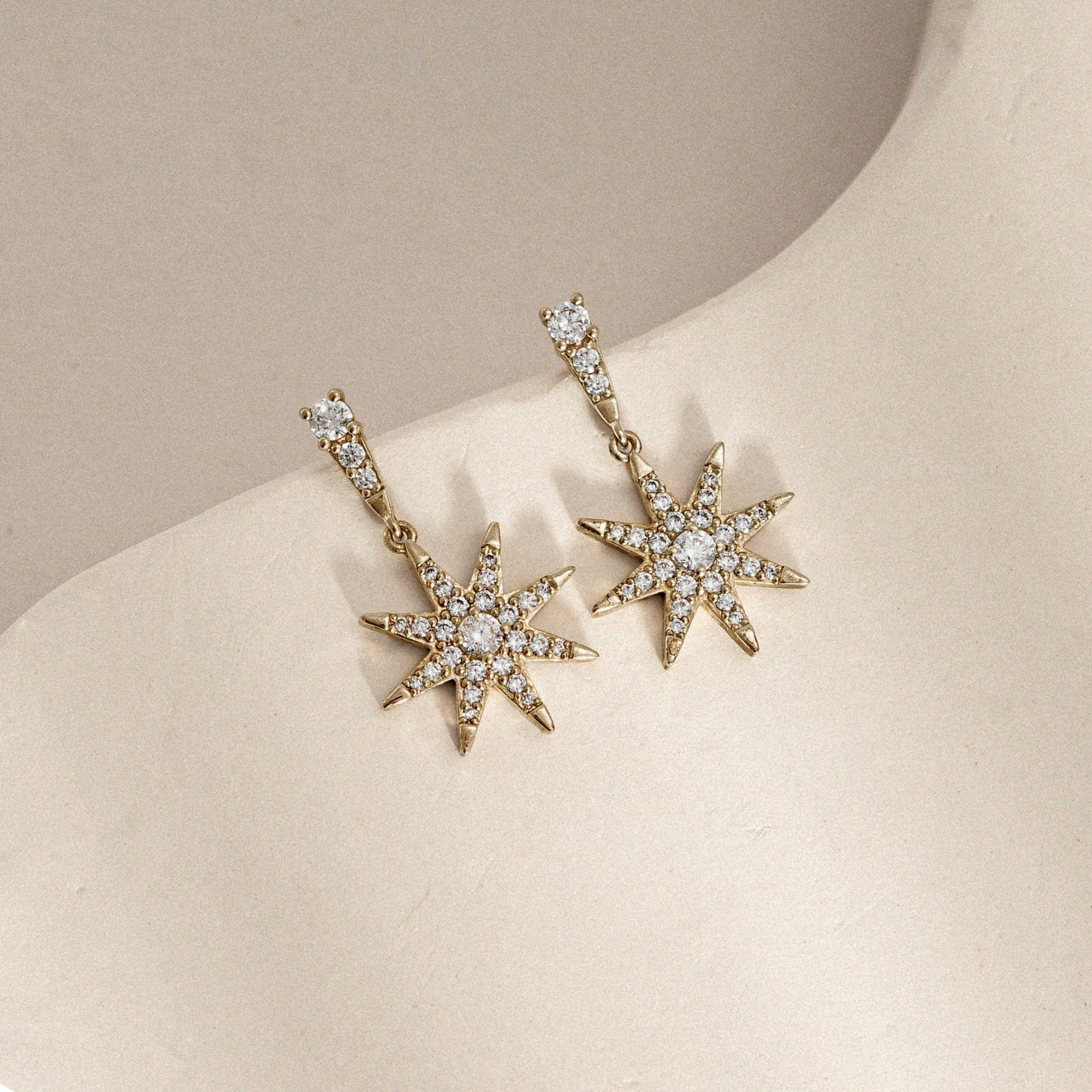 Marilyn Monroe Hollywood Star Earrings