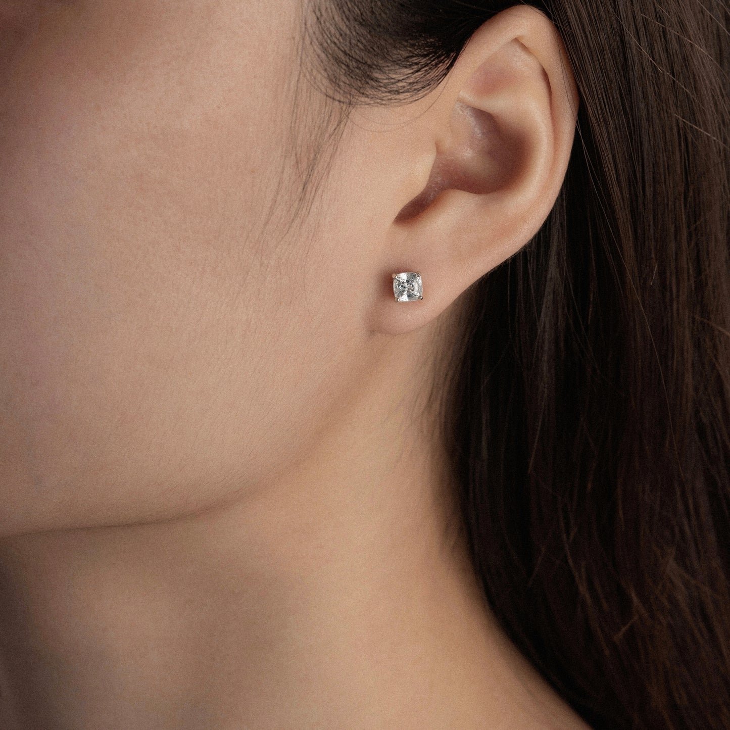 Marilyn Monroe Convertible Halo Stud Earrings