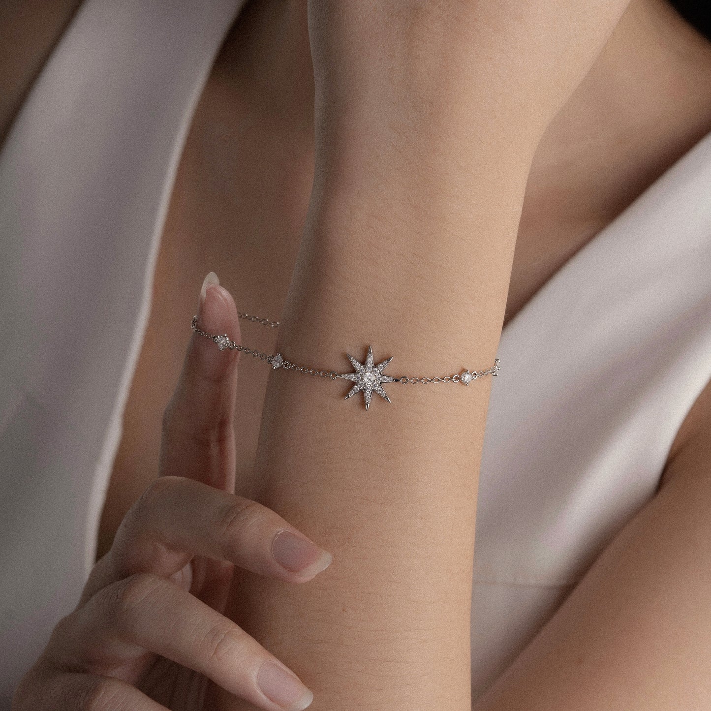 Marilyn Monroe Hollywood Star Bracelet