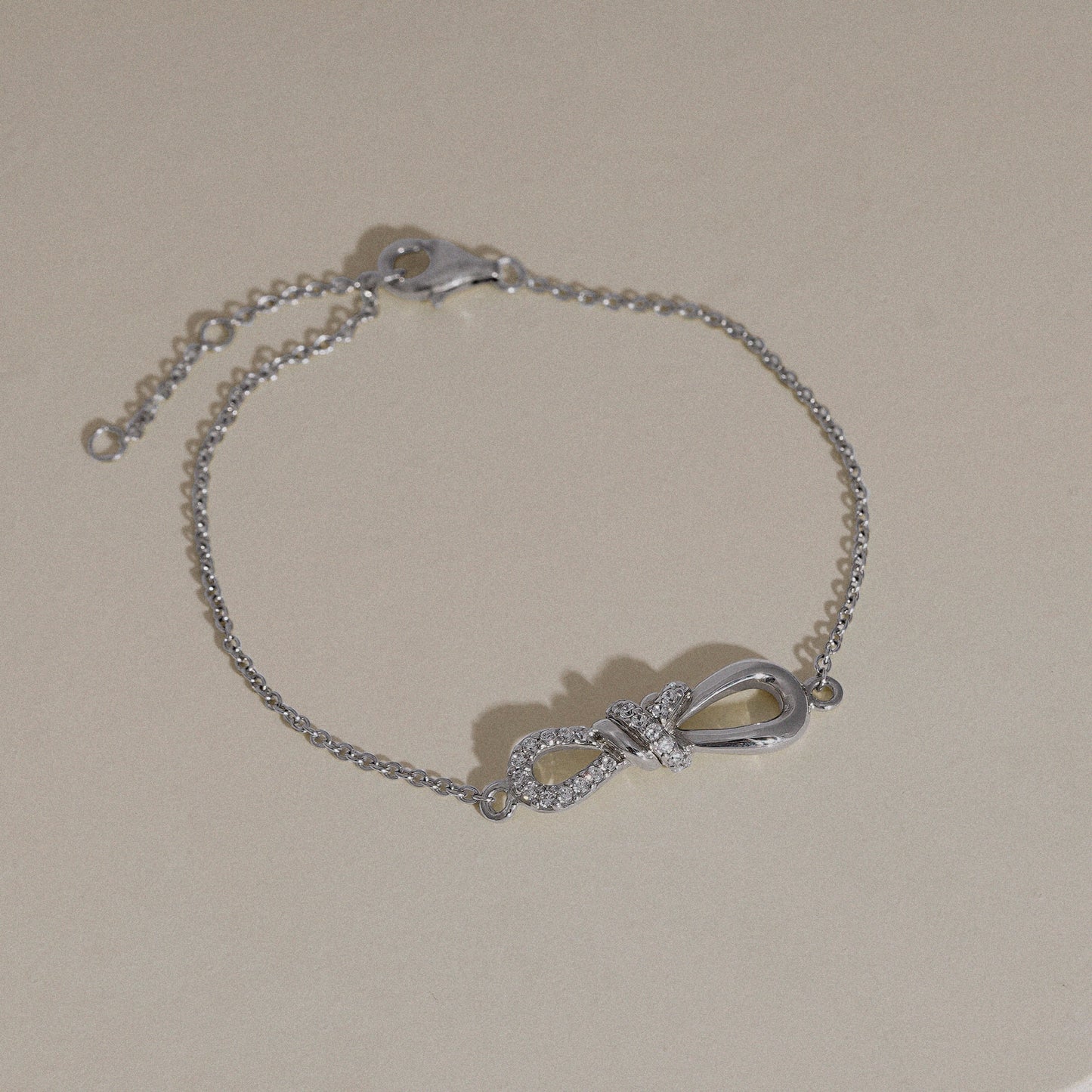 Diamonbliss Marilyn Monroe Bow Bracelet