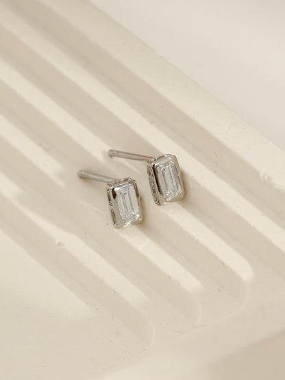 DIAMONBLISS Silver-tone Brass Emerald cut Solitaire Stud Earrings| Embellished with Swarovski® Zirconia| 0.5 cttws