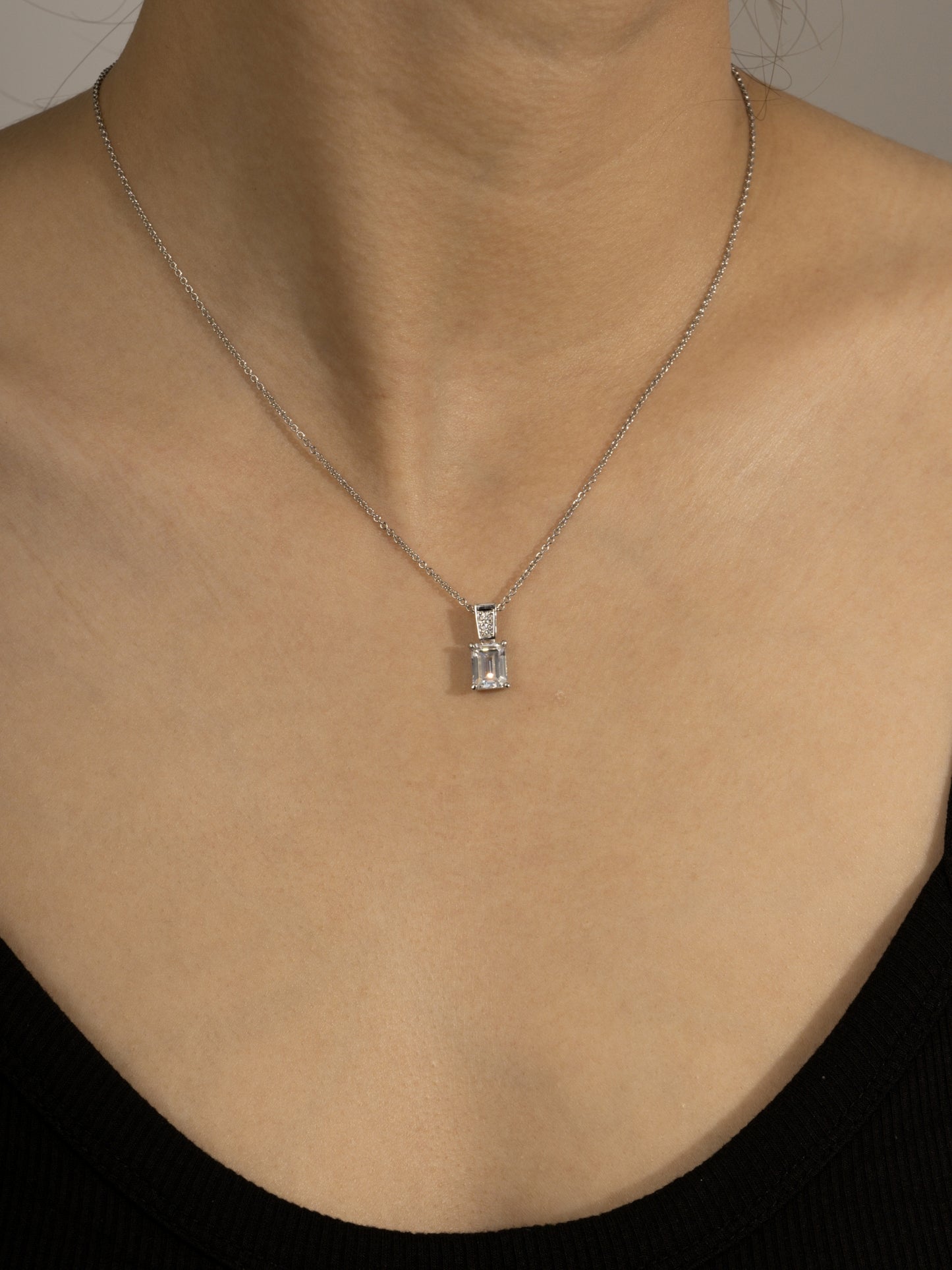 DIAMONBLISS Silver-tone Brass Emerald cut Solitiare Drop Pendant Necklace| Embellished with Swarovski® Zirconia| 1.5 cttws