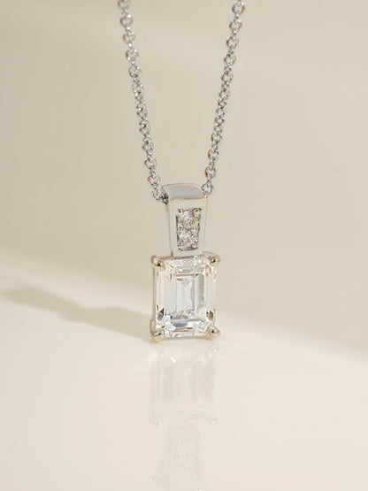 DIAMONBLISS Silver-tone Brass Emerald cut Solitiare Drop Pendant Necklace| Embellished with Swarovski® Zirconia| 1.5 cttws