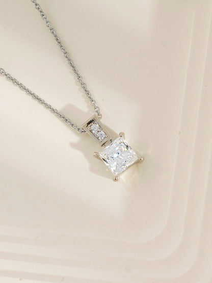 DIAMONBLISS Silver-tone Brass Princess cut Solitiare Drop Pendant Necklace| Embellished with Swarovski® Zirconia| 1.5 cttws