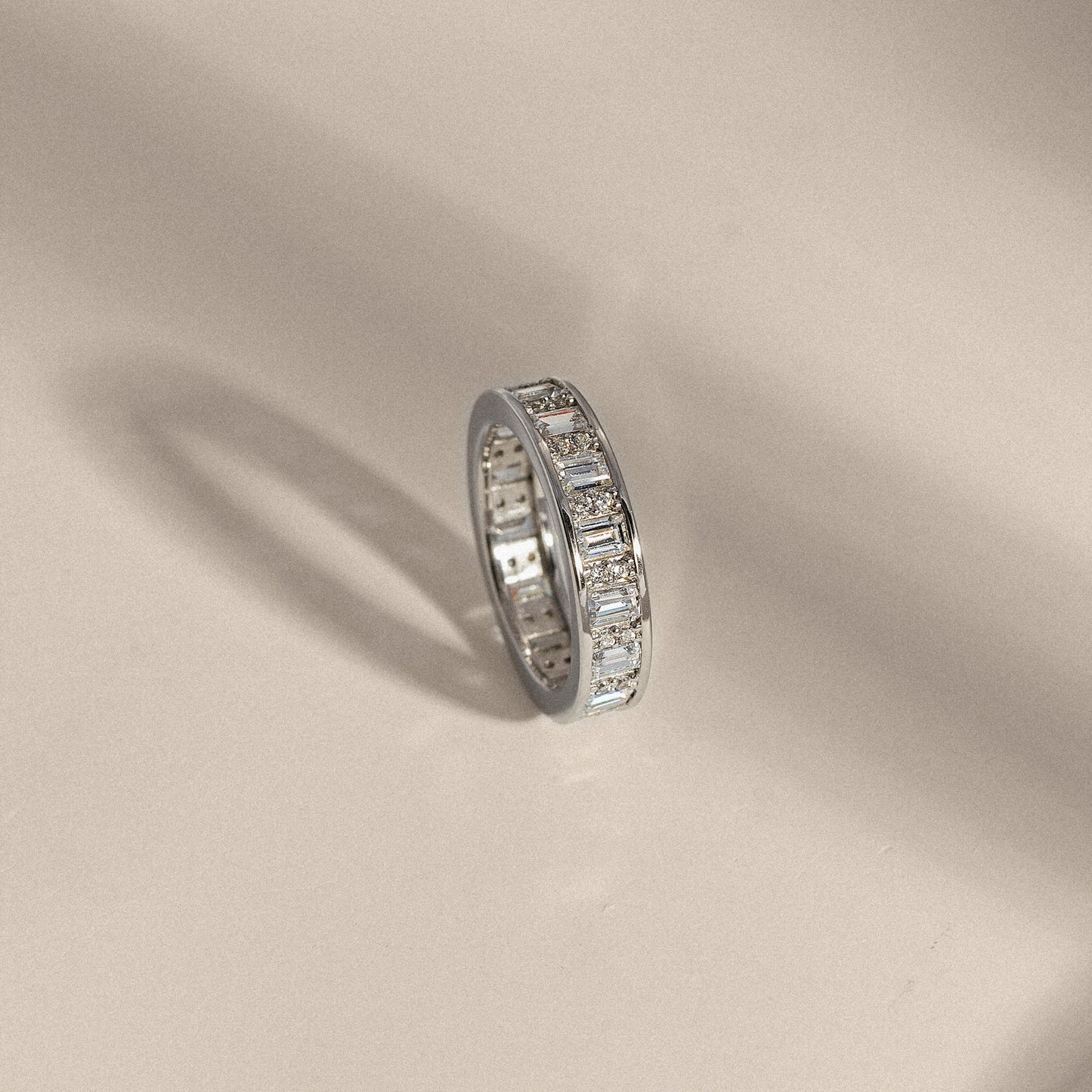 DIAMONBLISS Marilyn Monroe Alternative Eternity Ring