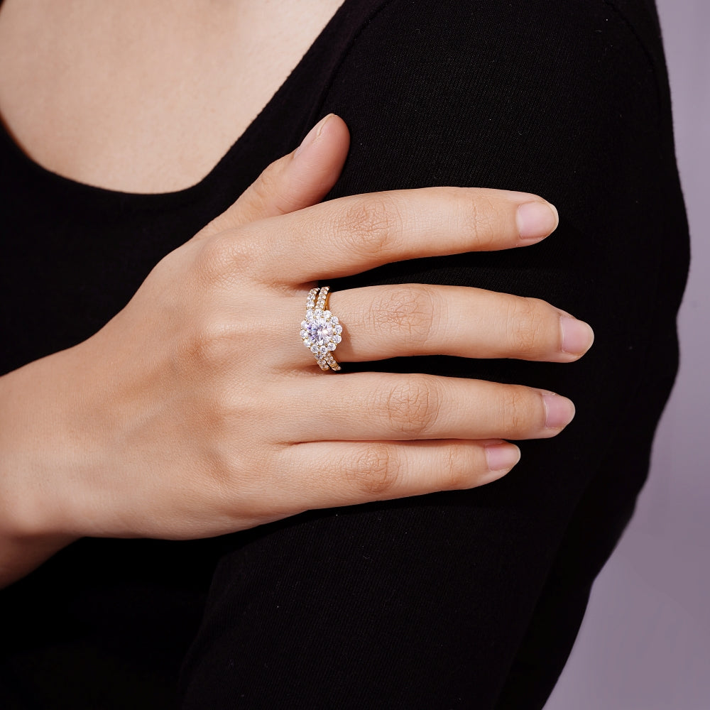 2.9 Carats Round Cut Halo Wedding Set