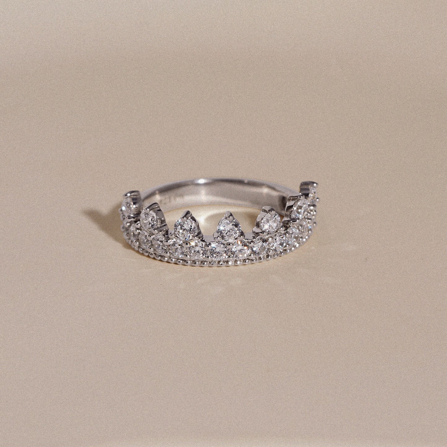 DIAMONBLISS Marilyn Monroe Tiara Ring