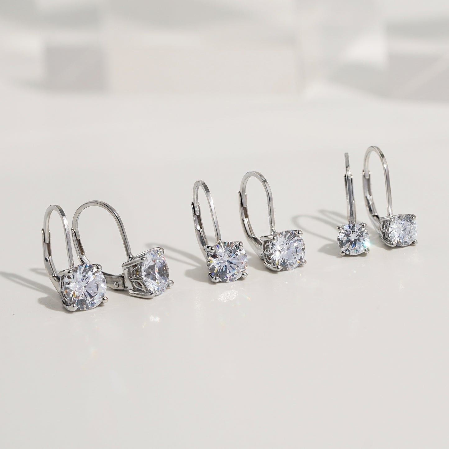 Round Solitaire Earrings with Leverback