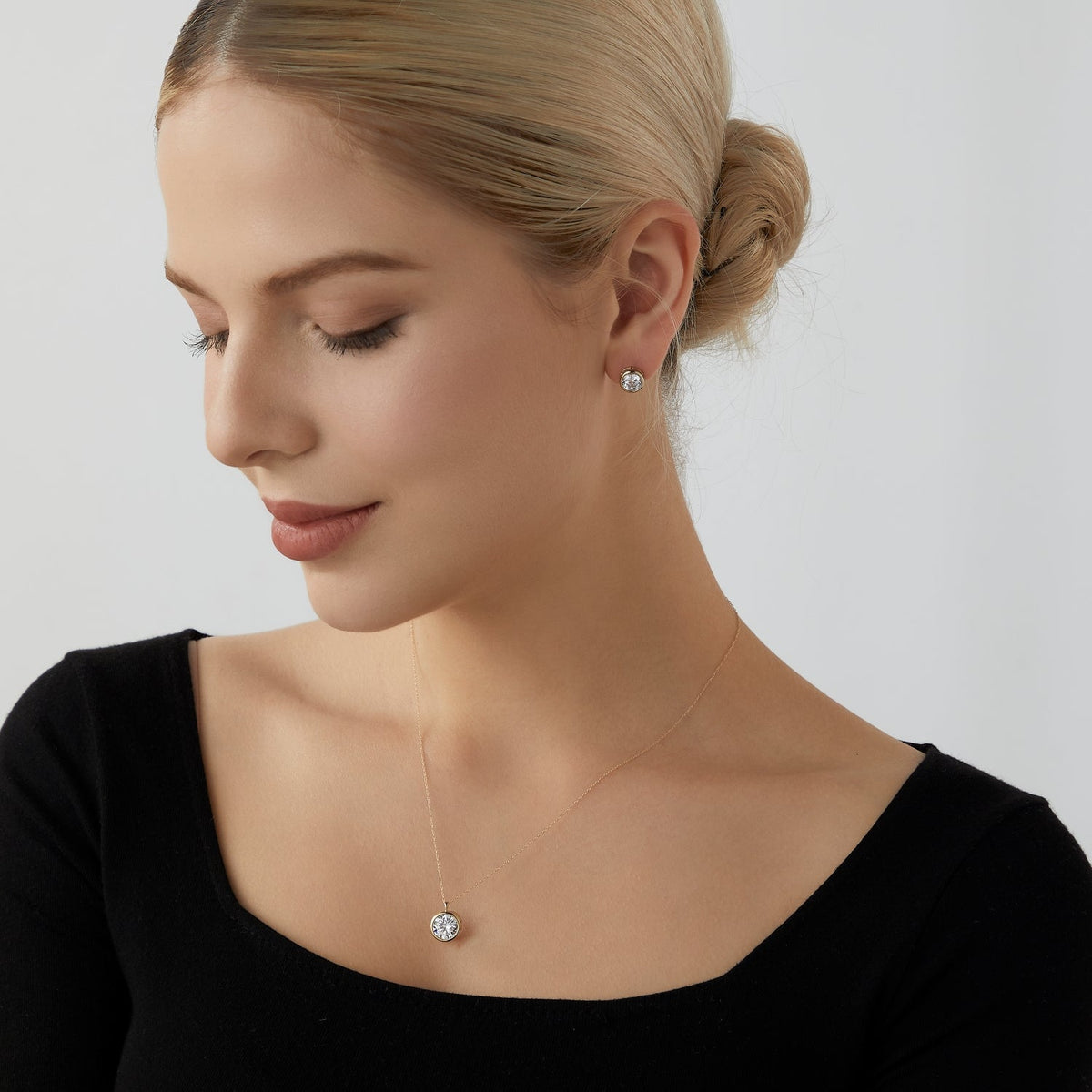 Solid Gold Bezel Solitaire Pendant Necklace