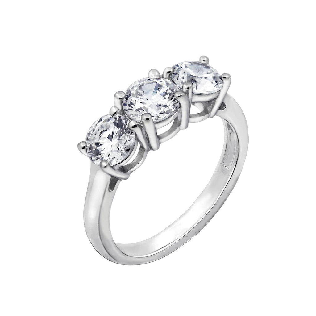 Round Cut 3-Stone Ring